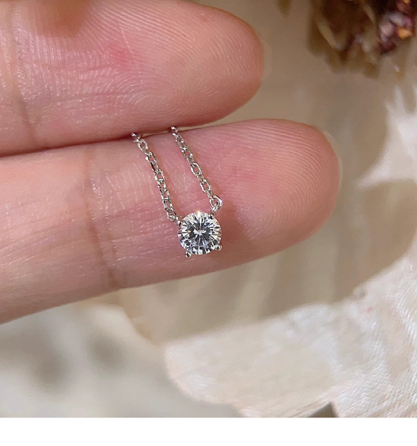Clea | Gold Moissanite Stone Necklace – Radiant Brilliance