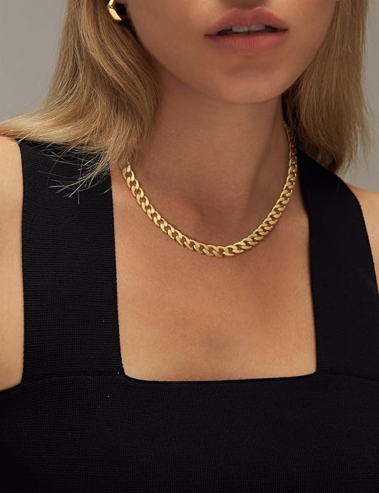 Cavarov | Thick Cuban Link Gold Necklace - Bold, Premium Statement Piece — jewelry gift detail view 4 | Dear Given